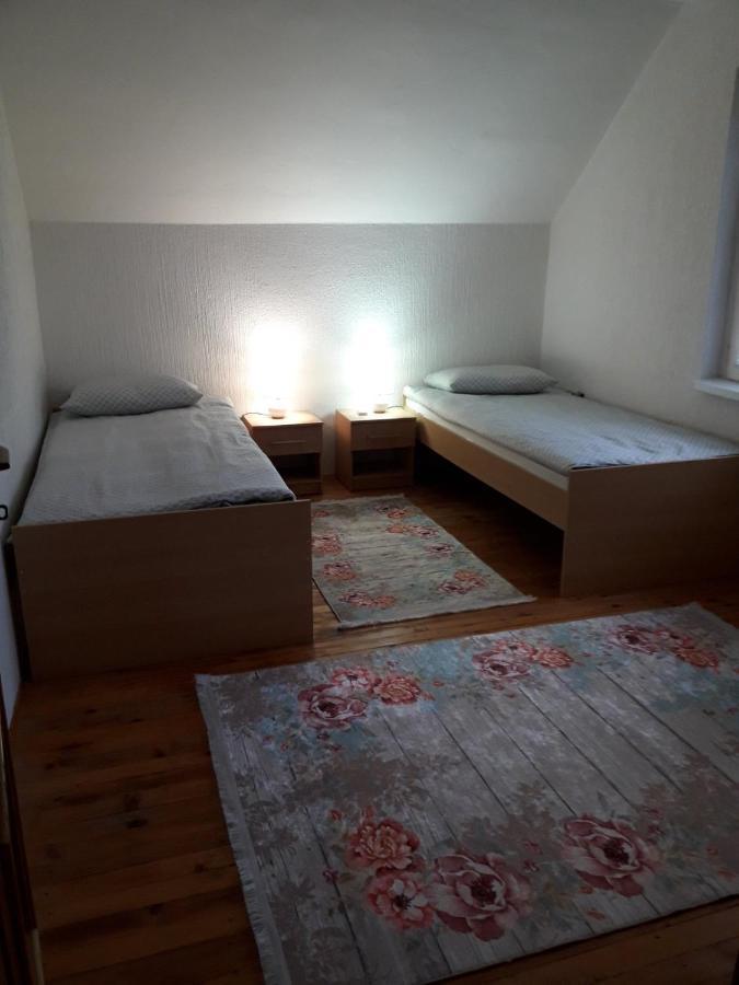 Ferienwohnung Sobe Lara Gradacac Exterior foto